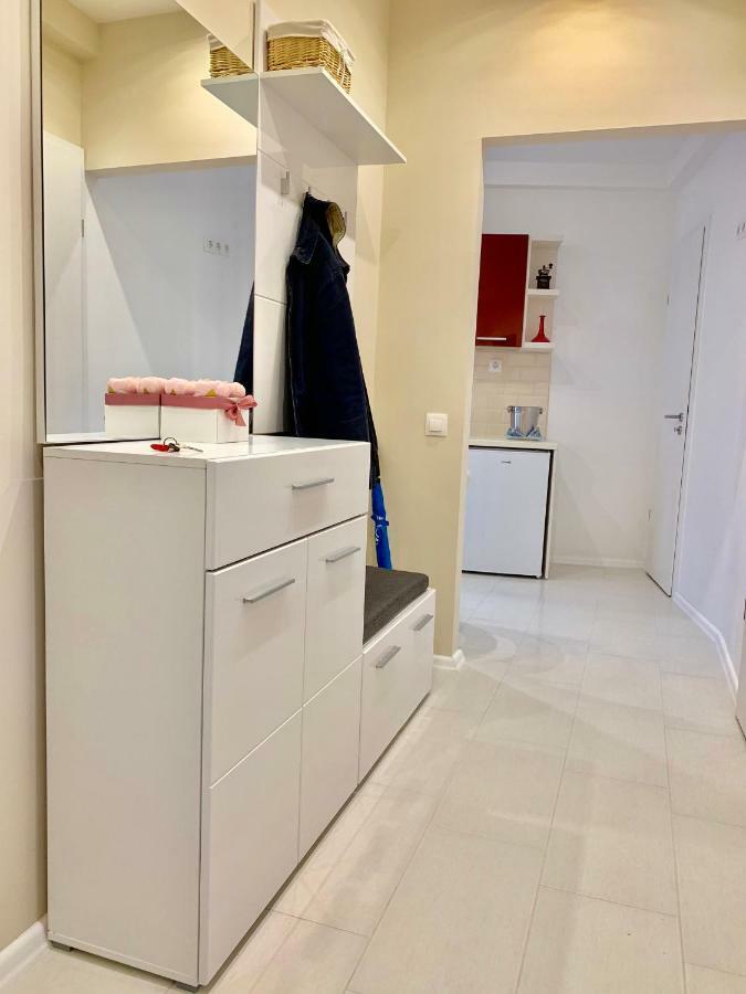 Budapest Hideout In Style With Free Parking - Luxury Apartment Dış mekan fotoğraf