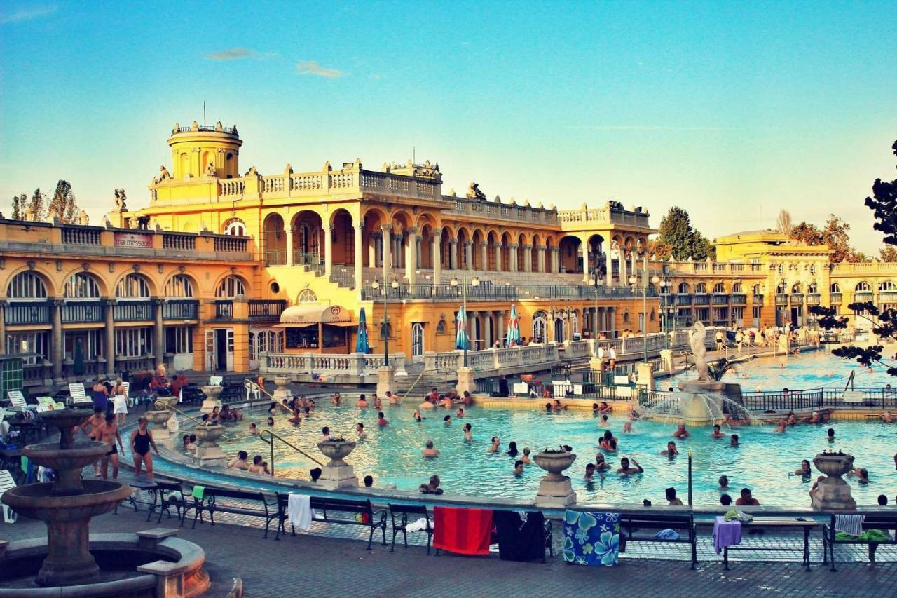 Budapest Hideout In Style With Free Parking - Luxury Apartment Dış mekan fotoğraf